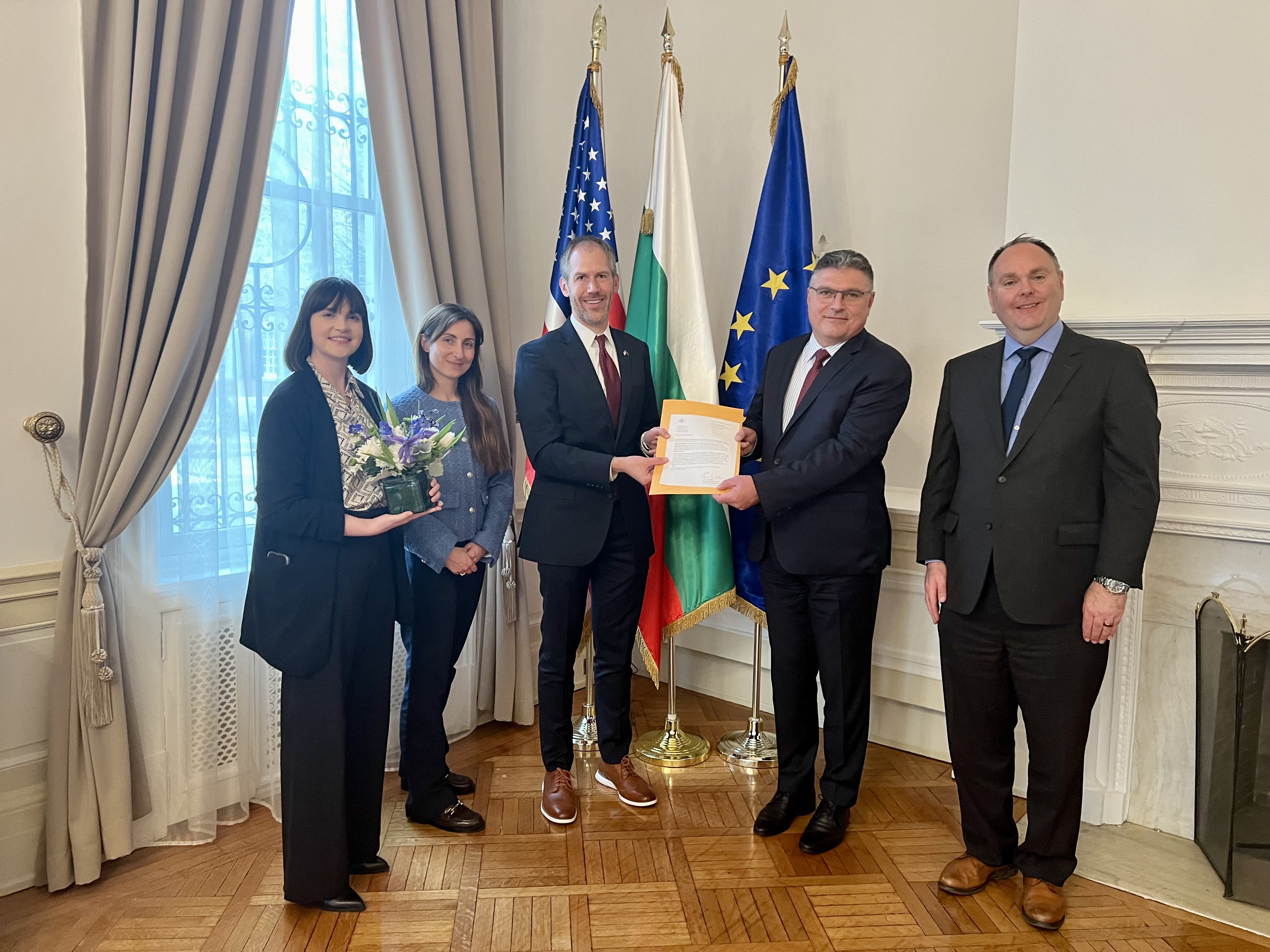 Поздравително писмо от помощник-държавния секретар на САЩ Джим О'Брайън по случай 20-ата годишнина от присъединяването на България към НАТО
